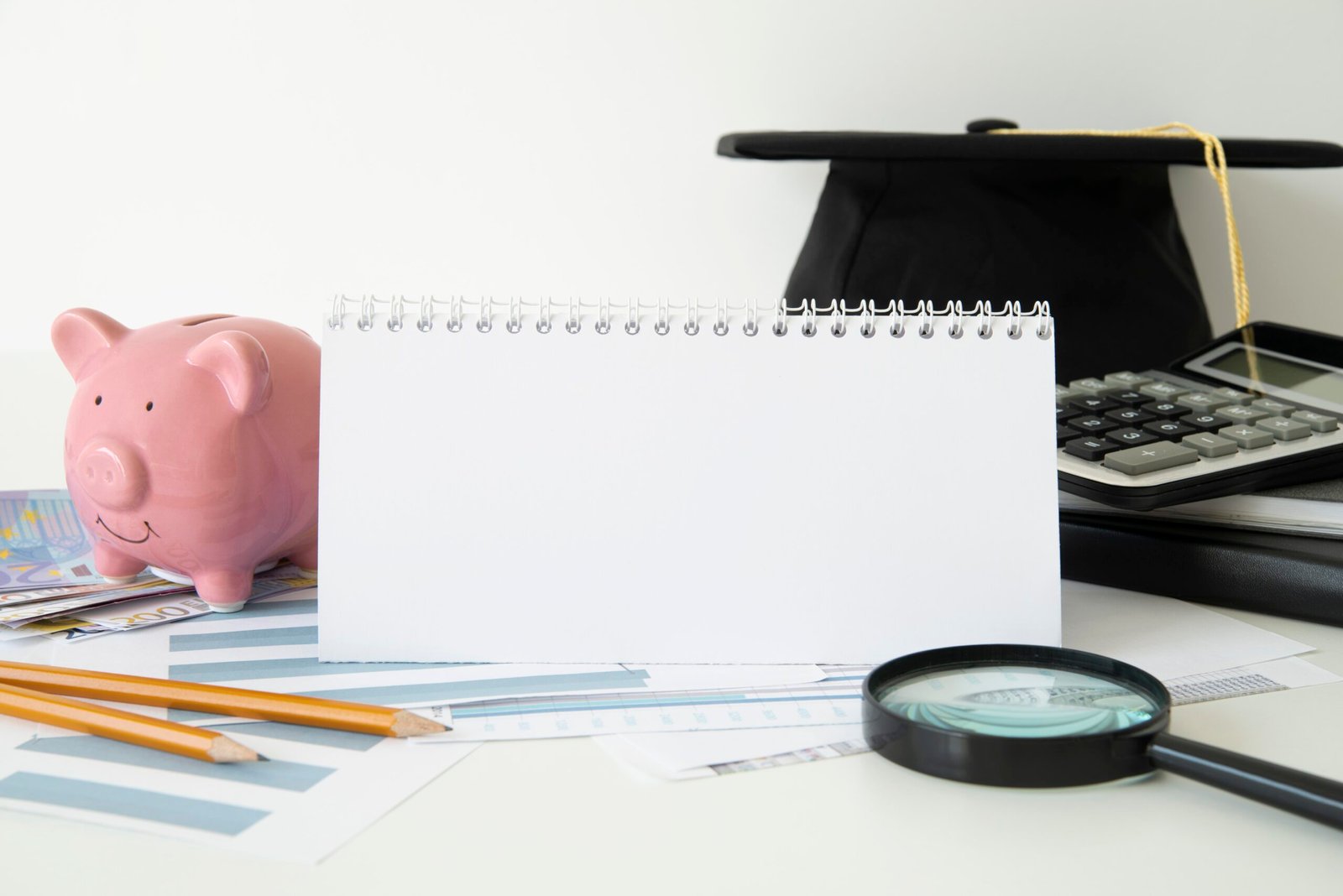 10 Last-Minute Ways to Save Money Before the Year Ends