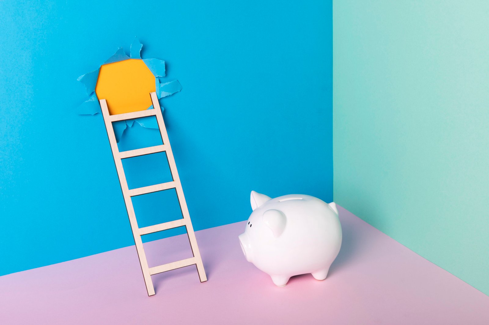 Small Steps, Big Savings: How to Save Money Daily