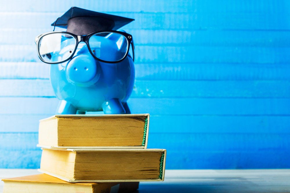 How Much to Save for College by Age: A Simple Chart